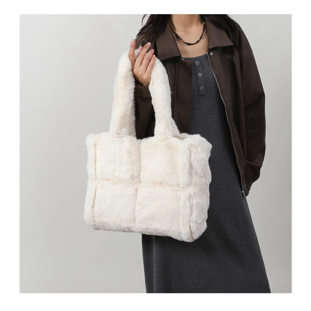 Gretchen | Faux Fur Shopper Tote