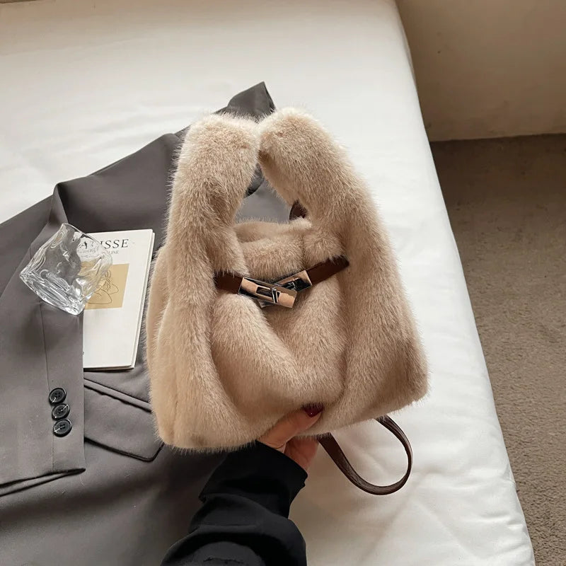 Bowien | Faux Fur Everyday Shoulder Bag