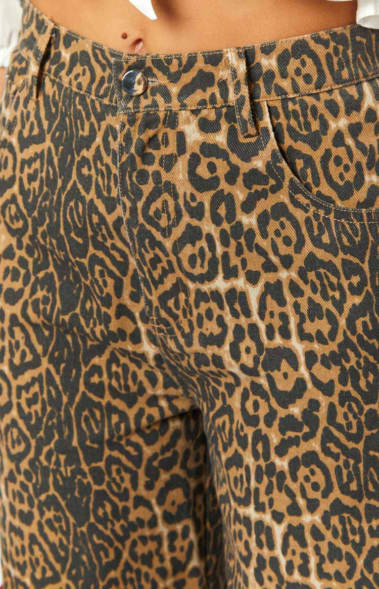 Malou - Leopard Print Straight Fit Jeans